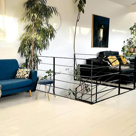 Large Unique Loft, Quiet And Bright & Outdoor Apartamento Bagnolet